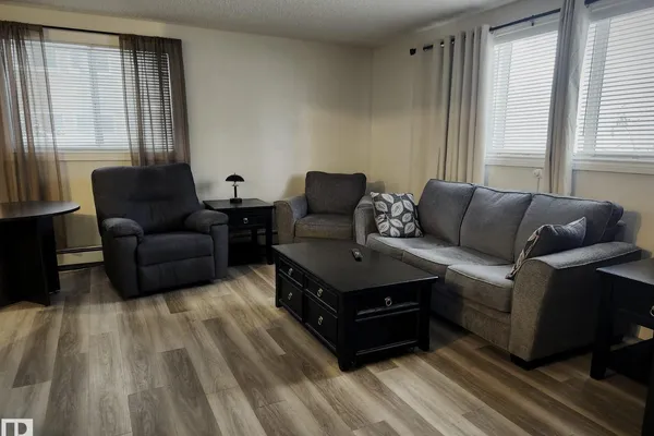 #4 6120 118 AV NW photo 2