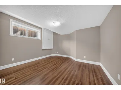 7103 168 AV NW photo 57