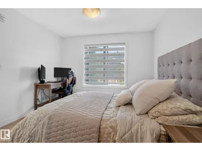 #203 5521 7 AV SW photo 10