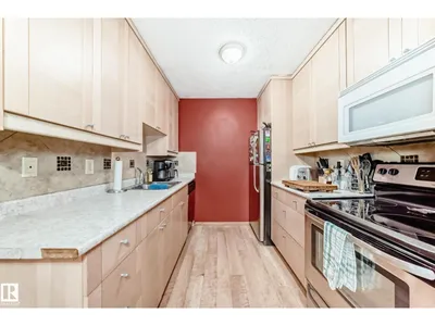 3151 139 AV NW photo 4