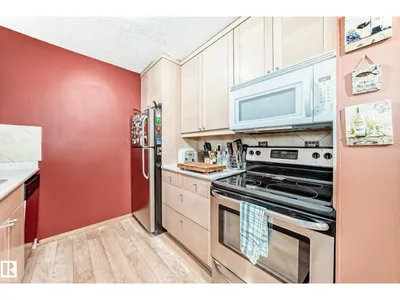 3151 139 AV NW photo 6