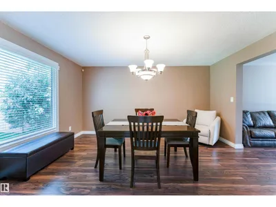 190 GARIEPY CR NW photo 12