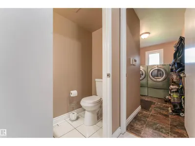 190 GARIEPY CR NW photo 23