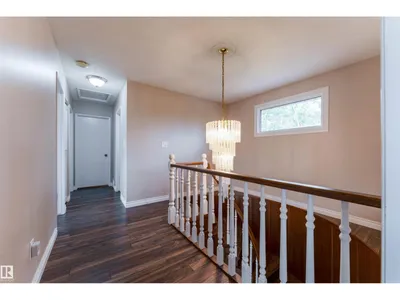 190 GARIEPY CR NW photo 25
