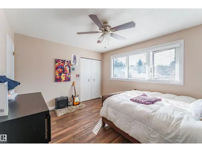 190 GARIEPY CR NW photo 34