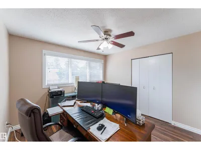 190 GARIEPY CR NW photo 37