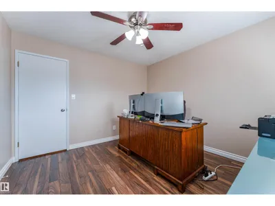 190 GARIEPY CR NW photo 38
