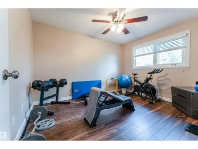 190 GARIEPY CR NW photo 39