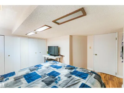 190 GARIEPY CR NW photo 51