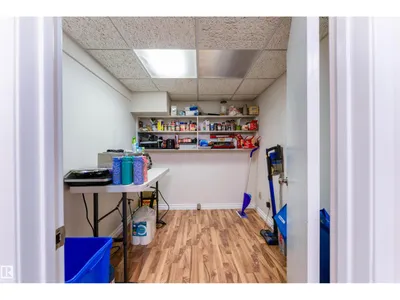 190 GARIEPY CR NW photo 53