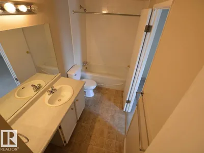 #10 2703 79 ST NW photo 12