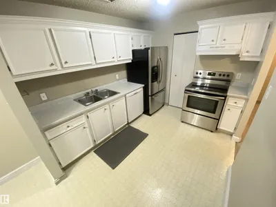 #10 2703 79 ST NW photo 7