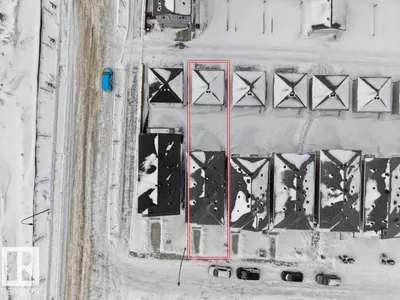 260 24 ST SW SW photo 4