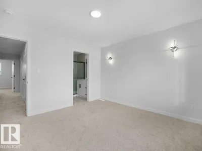 260 24 ST SW SW photo 36