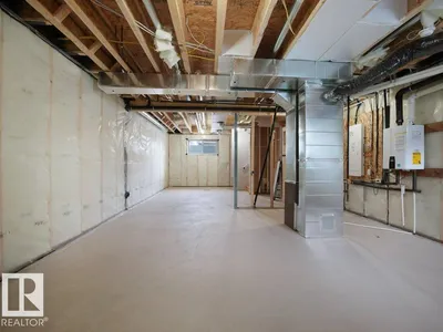 260 24 ST SW SW photo 43