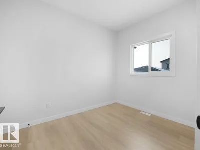 260 24 ST SW SW photo 23