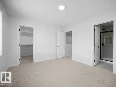 260 24 ST SW SW photo 37