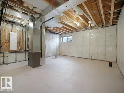 260 24 ST SW SW photo 42