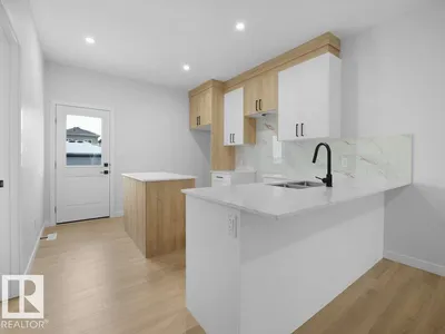 260 24 ST SW SW photo 19