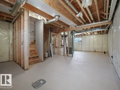 260 24 ST SW SW photo 40
