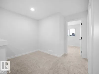 260 24 ST SW SW photo 27