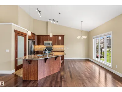#214 50 HEATHERGLEN DR photo 16