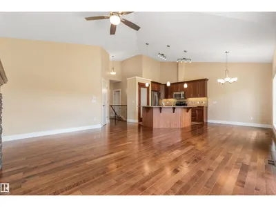 #214 50 HEATHERGLEN DR photo 24