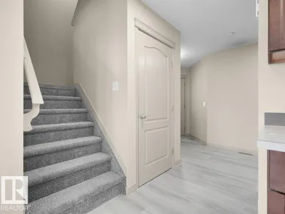 3010 17A Ave NW photo 20