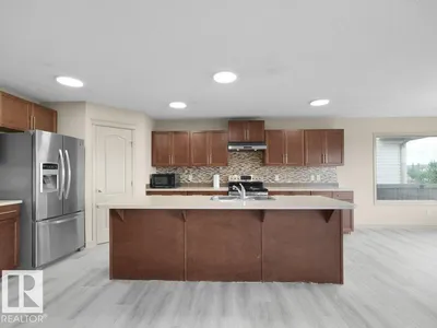 3010 17A Ave NW photo 24