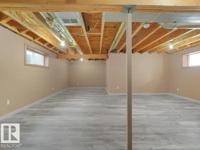 3010 17A Ave NW photo 52