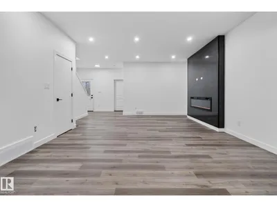 13 ENNS CT photo 19