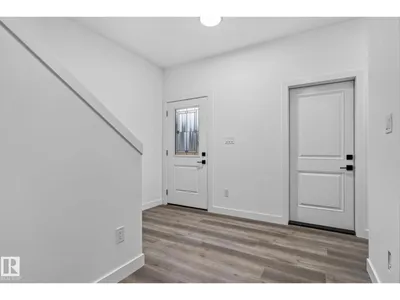 13 ENNS CT photo 29