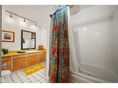 31 Royal RD NW photo 18