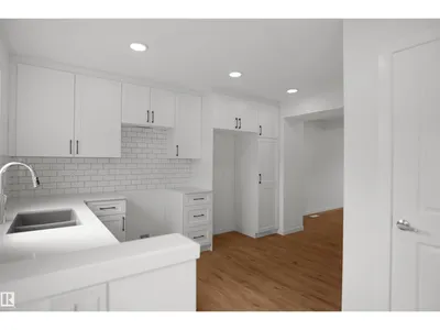 2115 210 ST NW photo 13