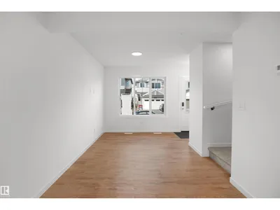 2115 210 ST NW photo 8
