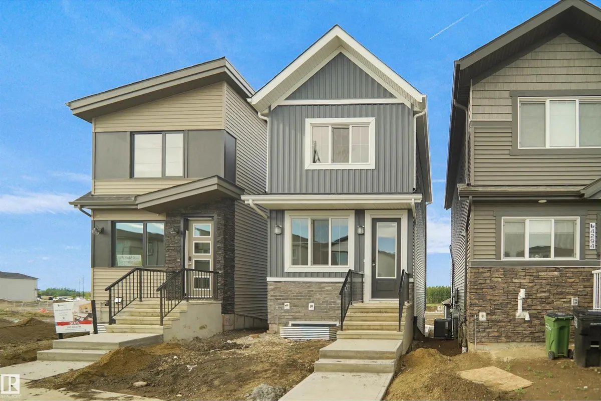 4296 KINGLET DR NW exterior