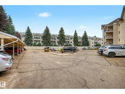 #452 10520 120 NW photo 34