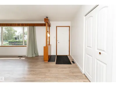 7120 139 AV NW photo 6