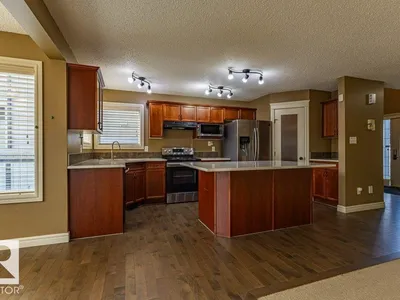 1115 117A ST SW SW photo 6