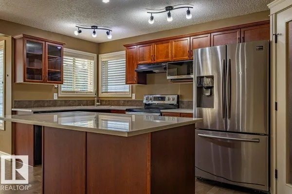 1115 117A ST SW SW photo 2