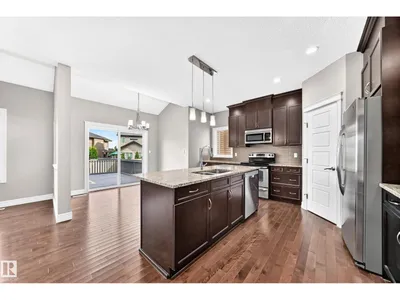 4212 CHARLES CL SW photo 15