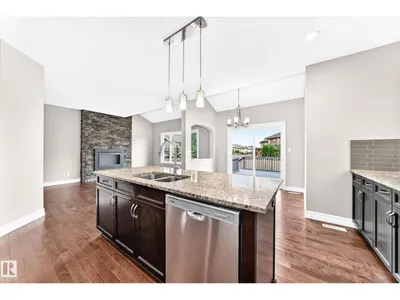 4212 CHARLES CL SW photo 16