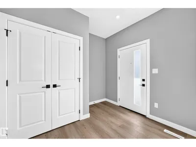 426 Crystal Creek LI photo 4