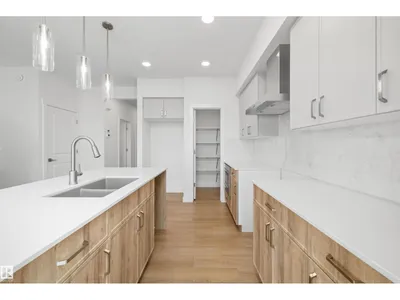 8632 183 AV NW photo 12