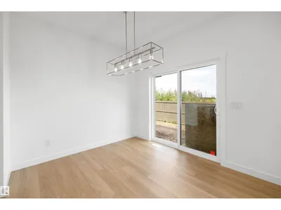 8632 183 AV NW photo 14