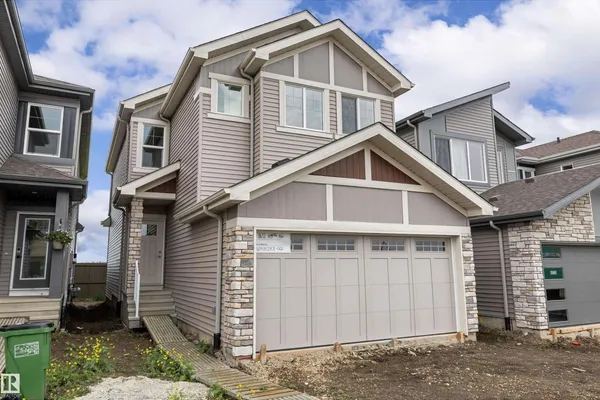 8632 183 AV NW photo 2