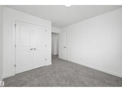 8632 183 AV NW photo 26