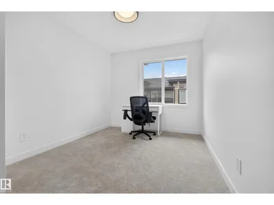 #53 16231 19 AV SW photo 22