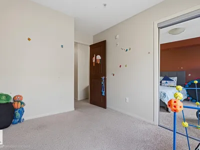 #106 13907 136 ST NW photo 21