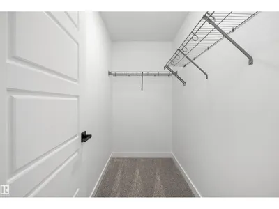 4039 207 ST NW photo 33
